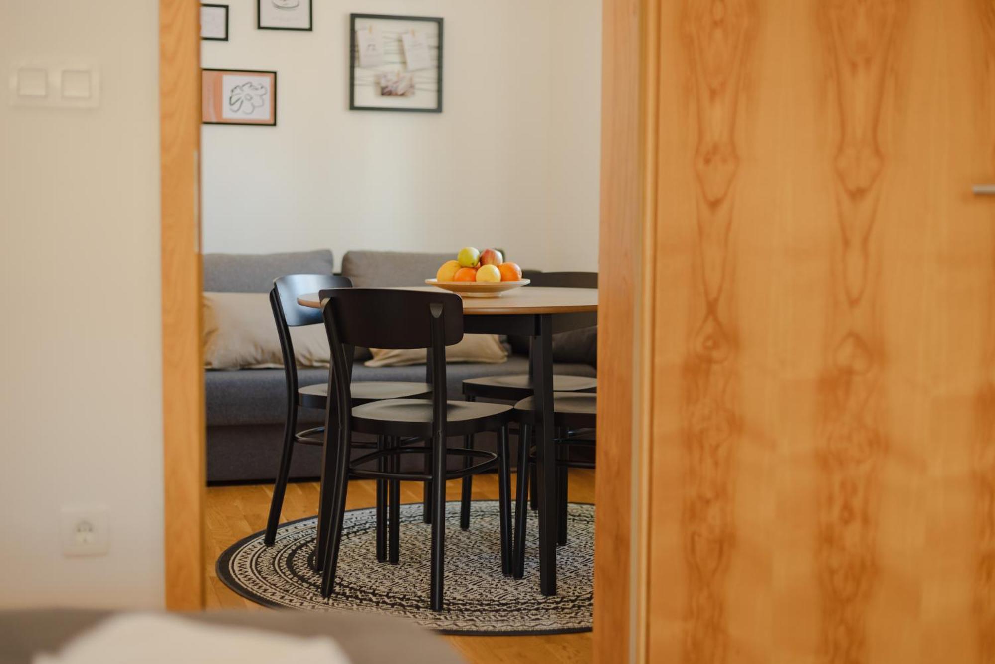 Vila Klara Apartments Ljubljana Eksteriør billede