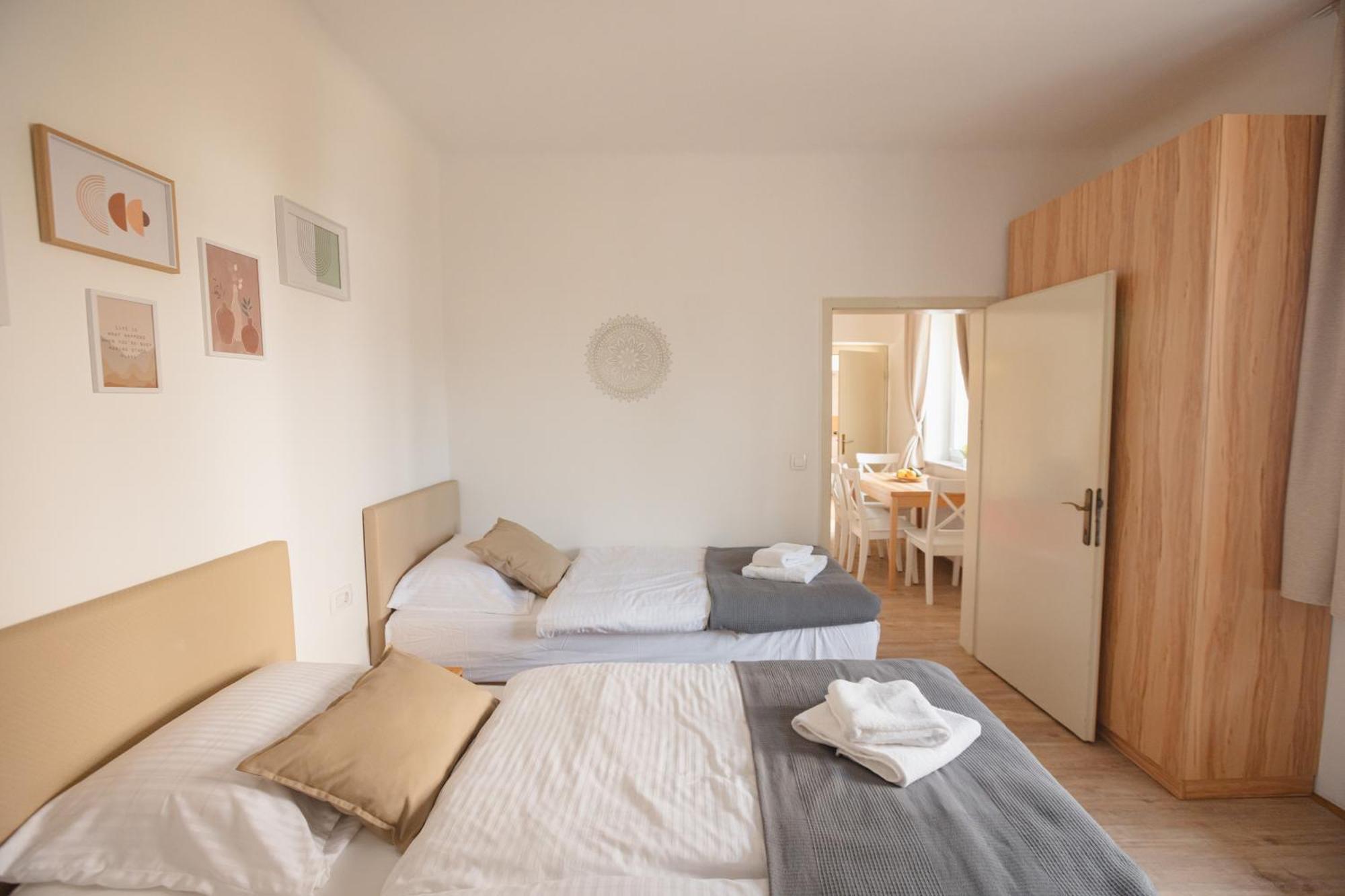 Vila Klara Apartments Ljubljana Eksteriør billede