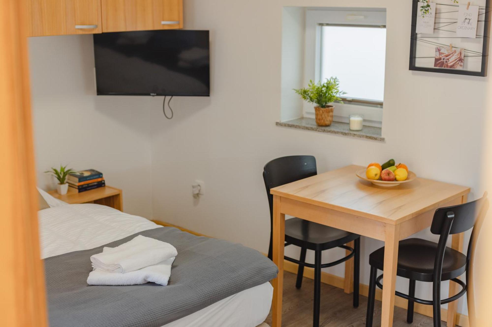 Vila Klara Apartments Ljubljana Eksteriør billede
