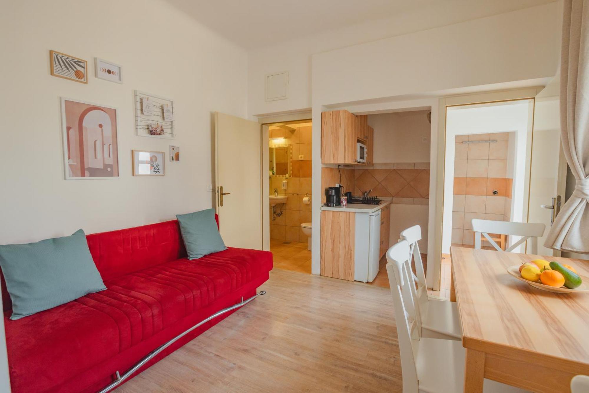 Vila Klara Apartments Ljubljana Eksteriør billede